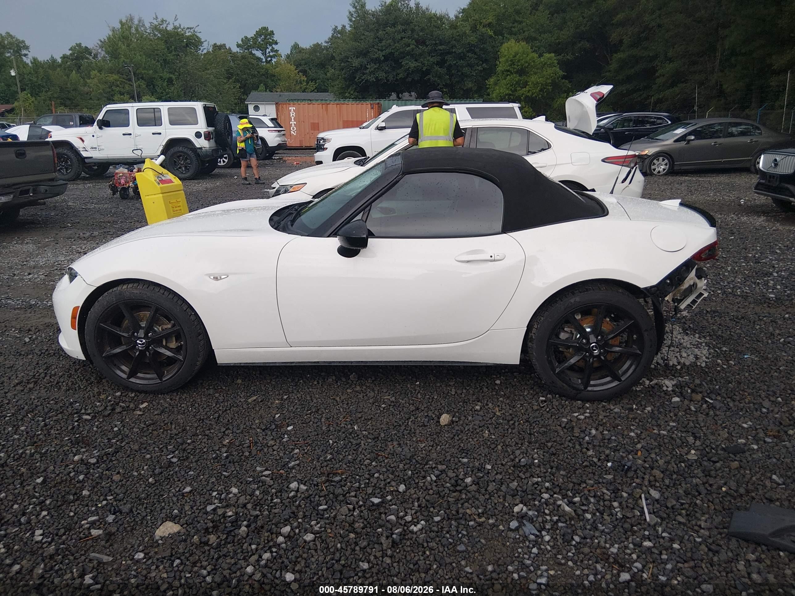 2016 MAZDA MX-5 MIATA CLUB