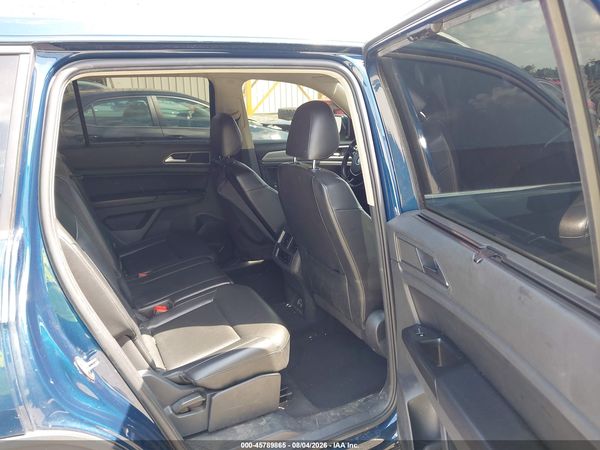 2018 VOLKSWAGEN ATLAS 3.6L V6 SE — I8