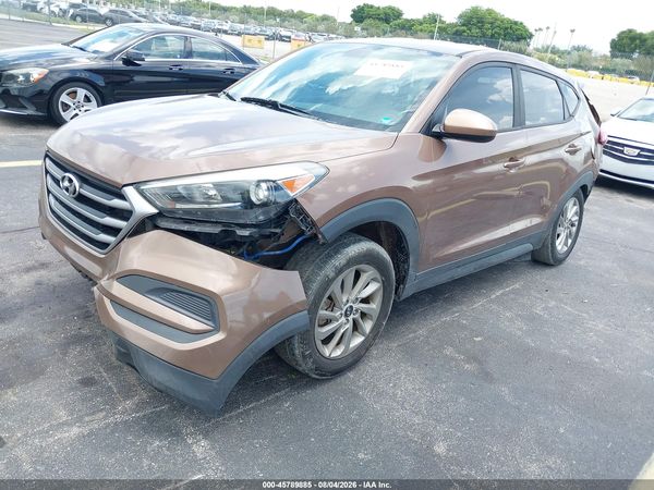 2017 HYUNDAI TUCSON SE