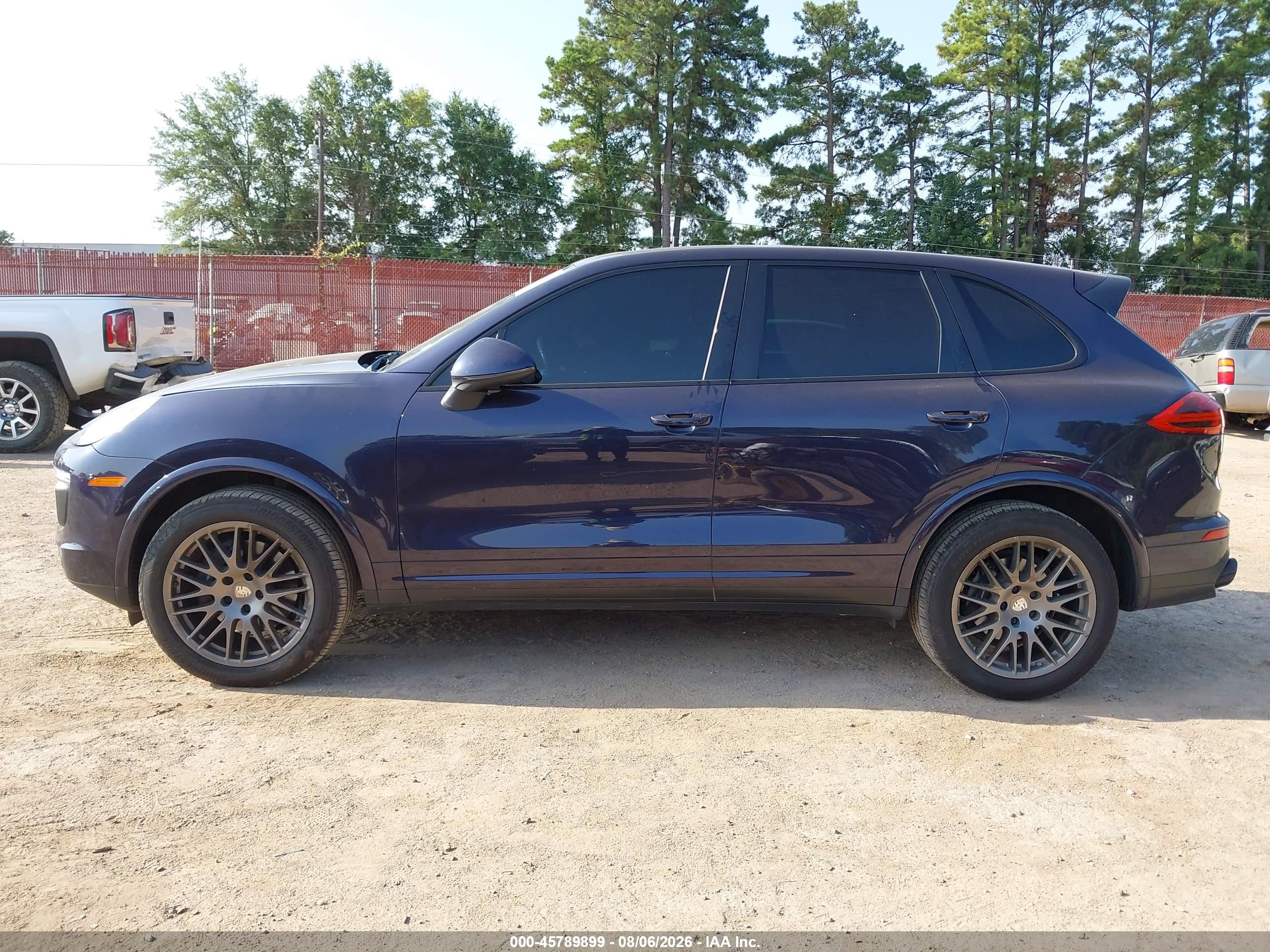 2017 PORSCHE CAYENNE PLATINUM EDITION