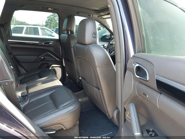 2017 PORSCHE CAYENNE PLATINUM EDITION