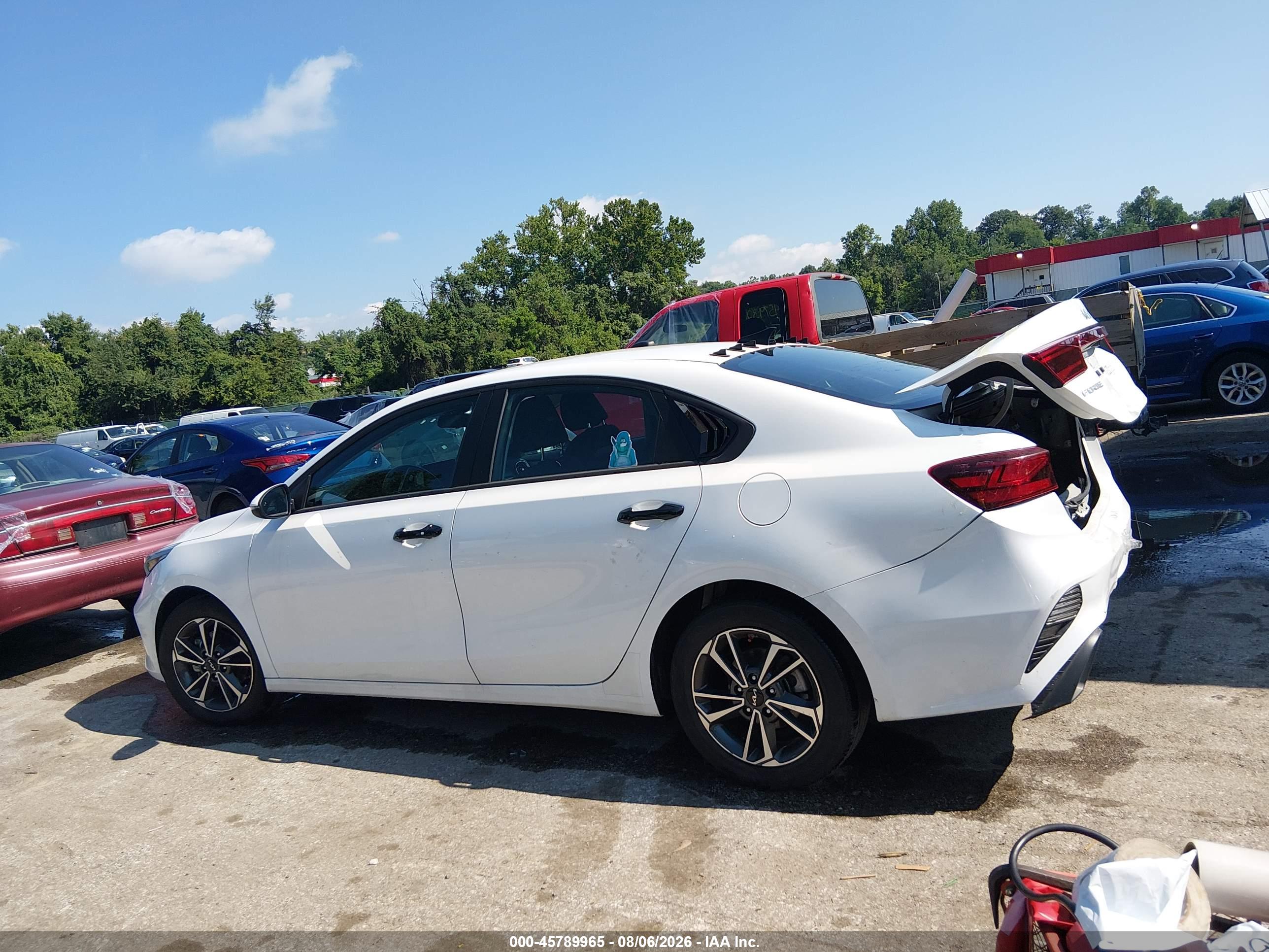2024 KIA FORTE LXS