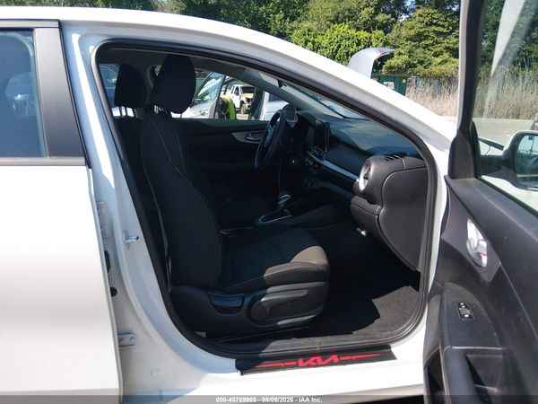 2024 KIA FORTE LXS
