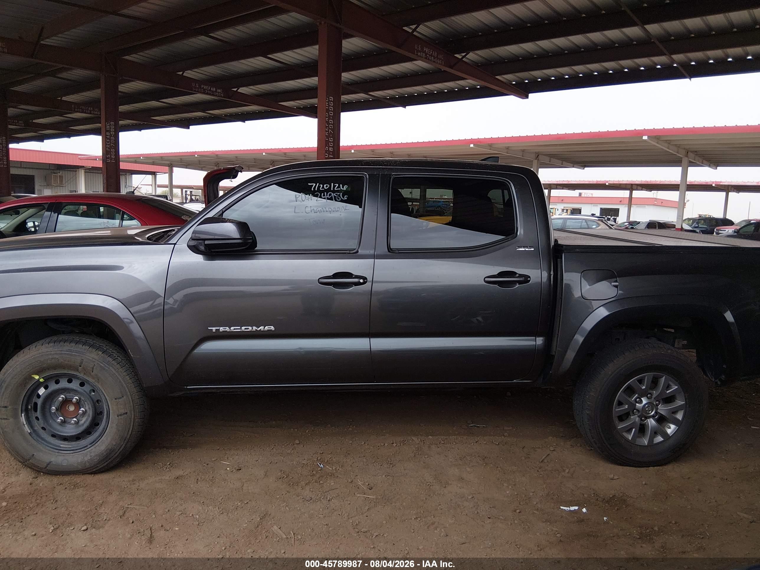 2016 TOYOTA TACOMA SR5 V6