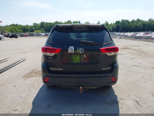 2018 TOYOTA HIGHLANDER XLE