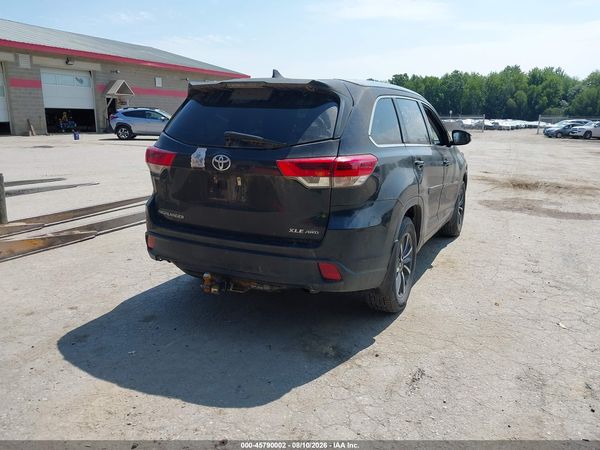 2018 TOYOTA HIGHLANDER XLE