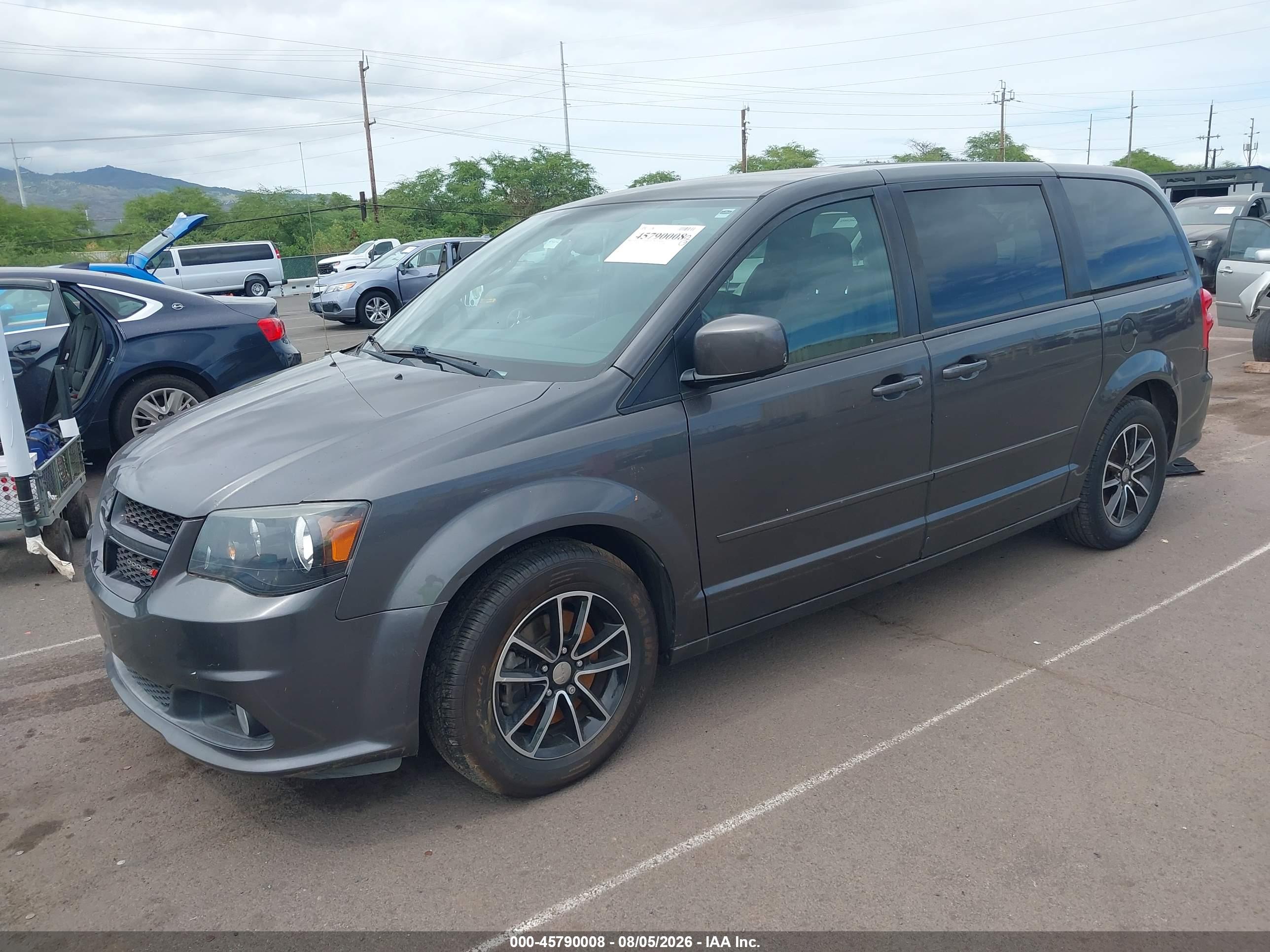 2016 DODGE GRAND CARAVAN SXT — I2