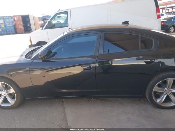 2015 DODGE CHARGER SXT