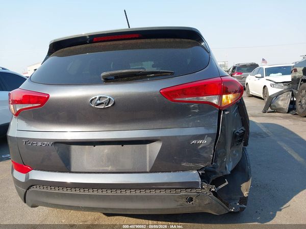 2018 HYUNDAI TUCSON SE