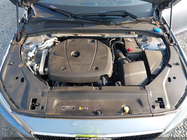2018 VOLVO S90 T5 MOMENTUM