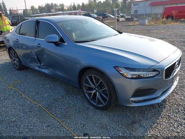 2018 VOLVO S90 T5 MOMENTUM