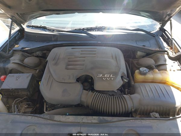 2013 DODGE CHARGER SE