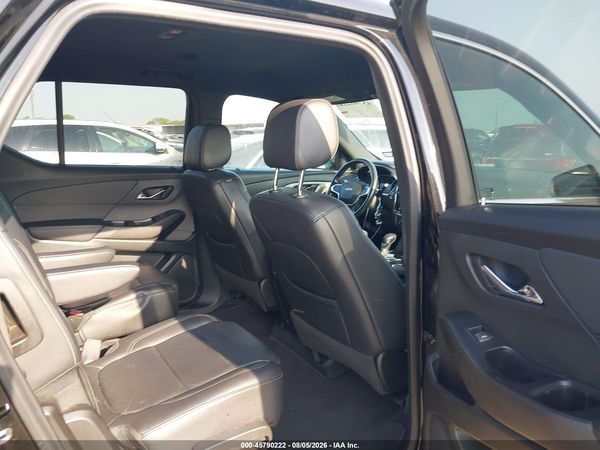 2022 CHEVROLET TRAVERSE AWD LT LEATHER — I8