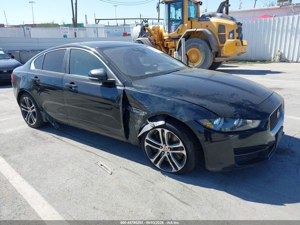 2017 JAGUAR XE 35T PREMIUM