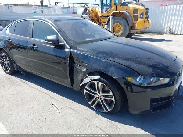 2017 JAGUAR XE 35T PREMIUM