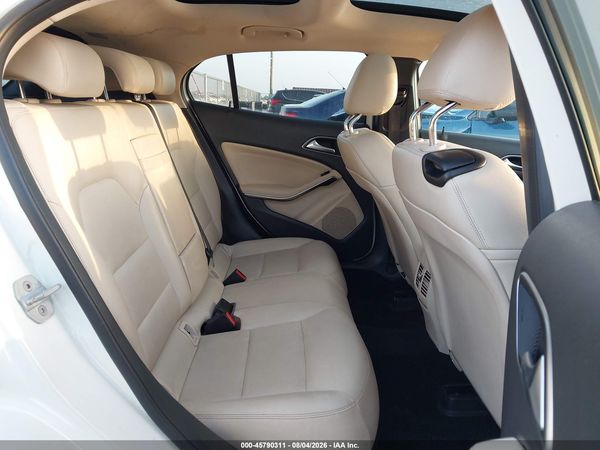 2016 MERCEDES-BENZ GLA 250 GLA250
