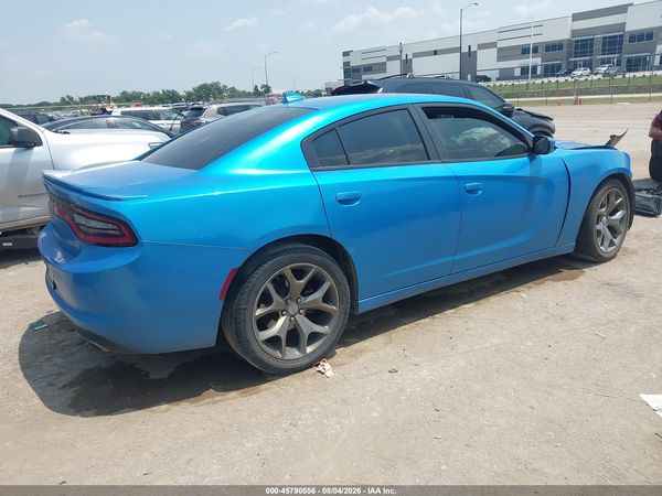 2015 DODGE CHARGER SXT