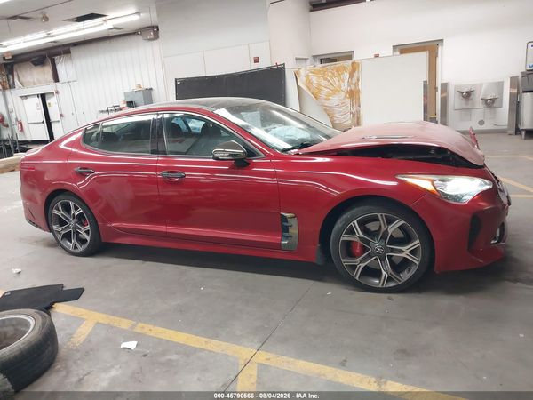 2018 KIA STINGER GT2