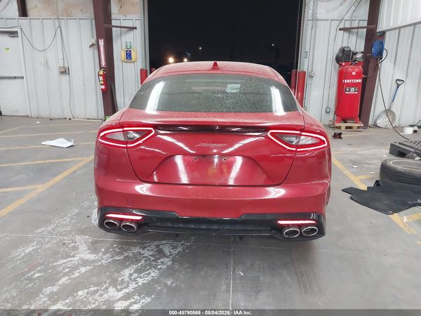 2018 KIA STINGER GT2