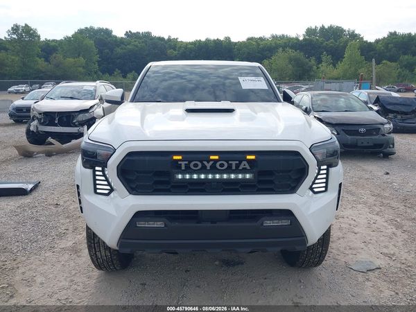 2024 TOYOTA TACOMA TRD SPORT