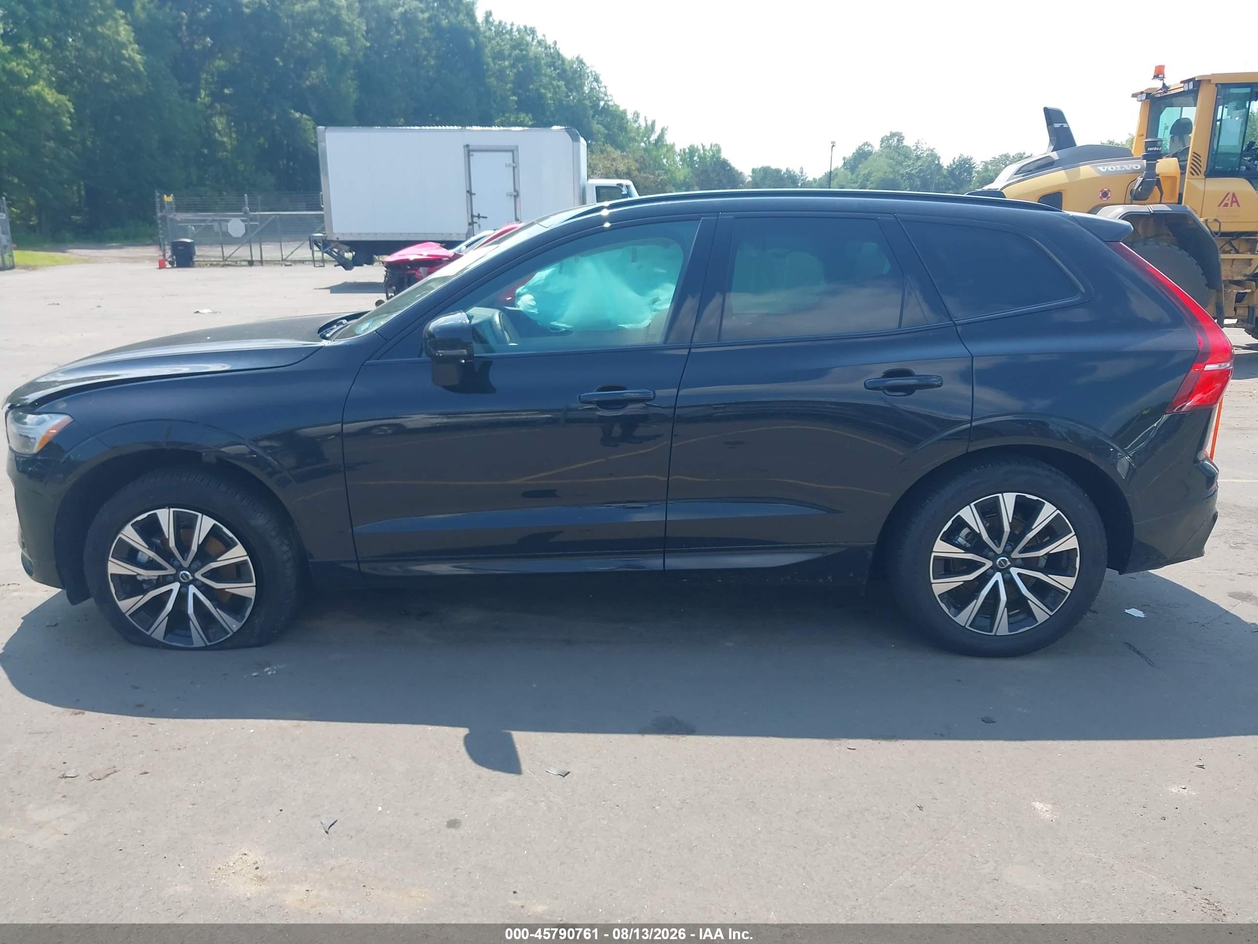 2025 VOLVO XC60 B5 CORE