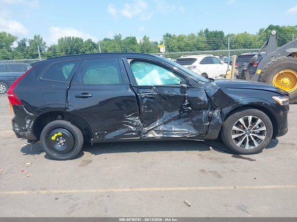 2025 VOLVO XC60 B5 CORE