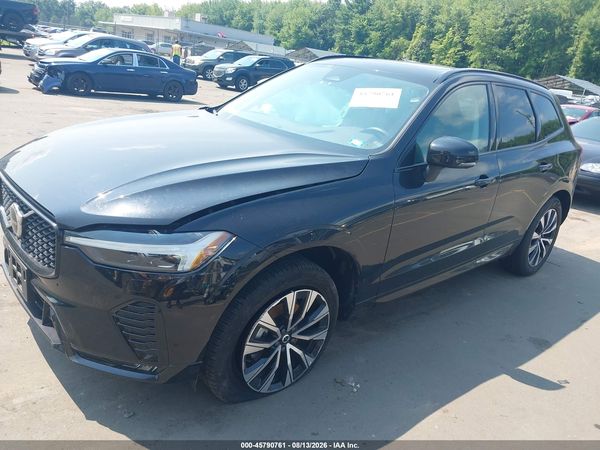 2025 VOLVO XC60 B5 CORE