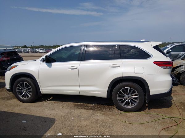 2018 TOYOTA HIGHLANDER XLE