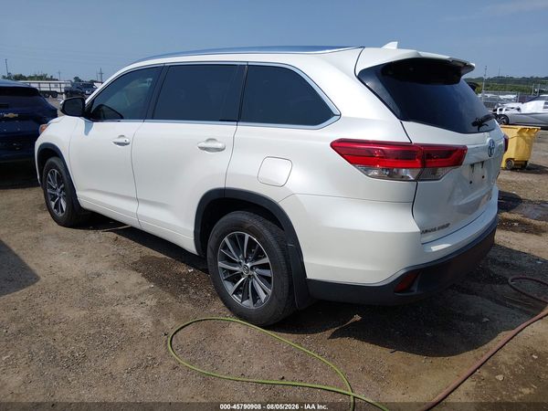 2018 TOYOTA HIGHLANDER XLE