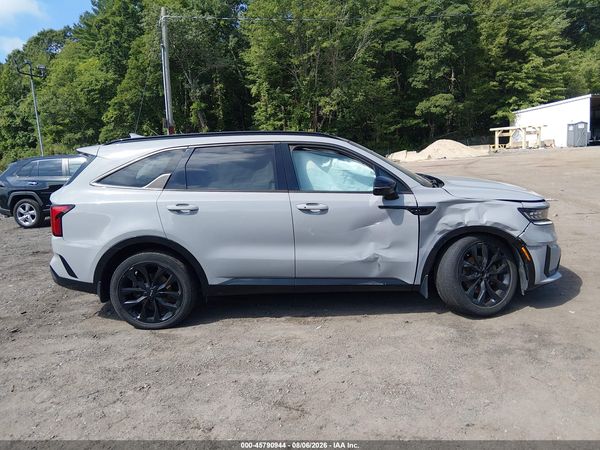 2022 KIA SORENTO SX