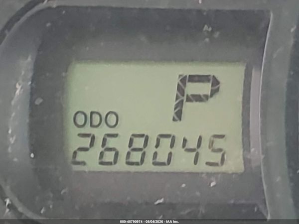 2014 TOYOTA SIENNA LE V6 8 PASSENGER