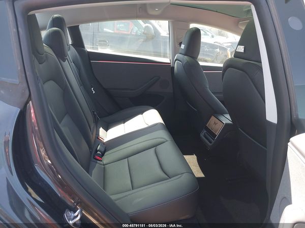 2025 TESLA MODEL 3