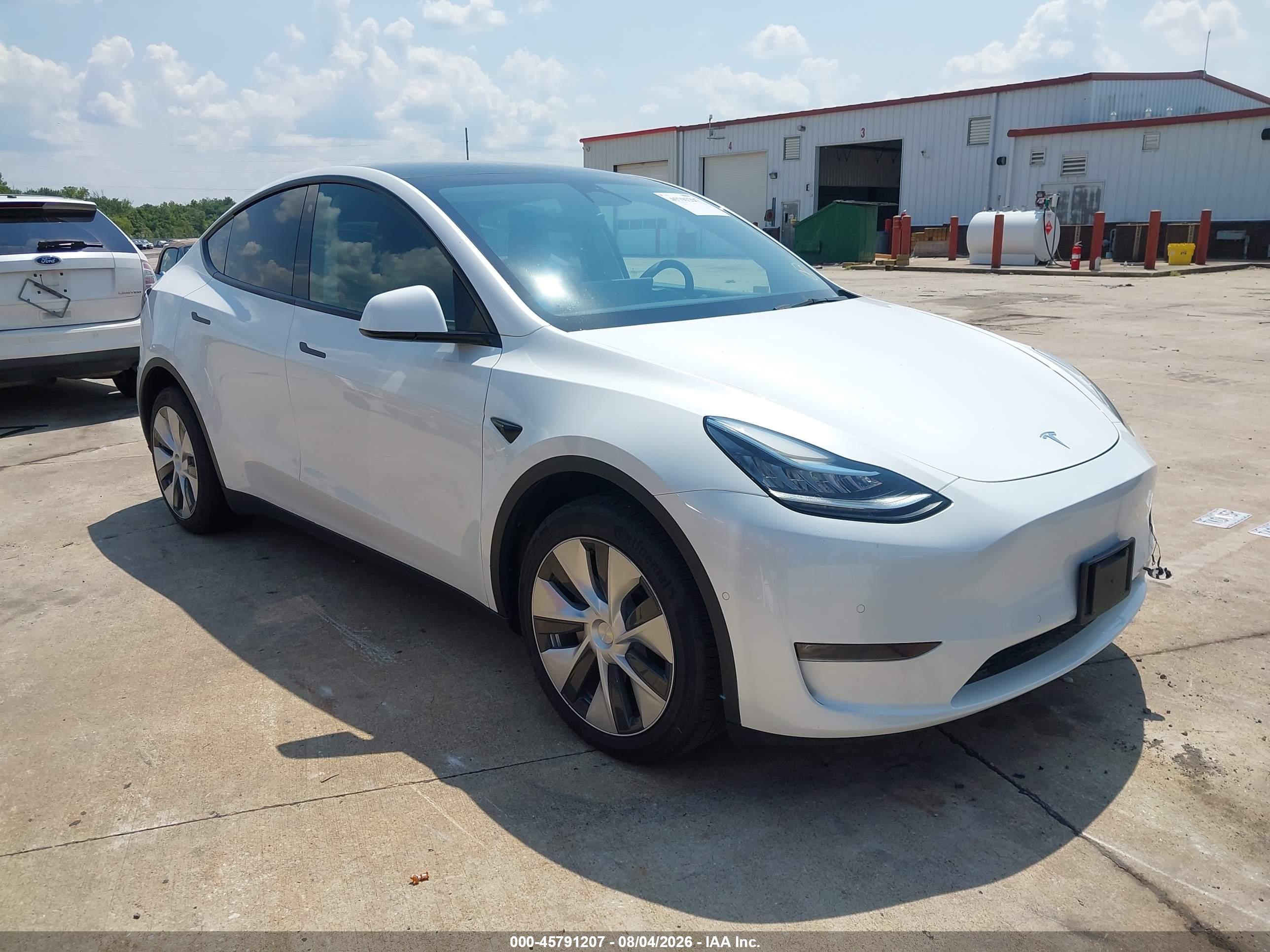 2022 TESLA MODEL Y
