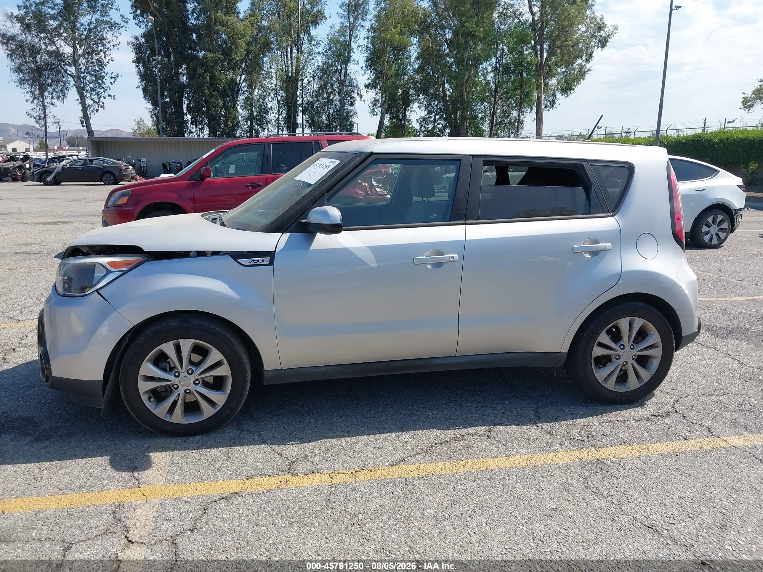 2016 KIA SOUL +