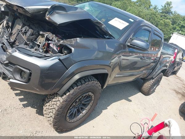 2017 TOYOTA TACOMA SR5 V6
