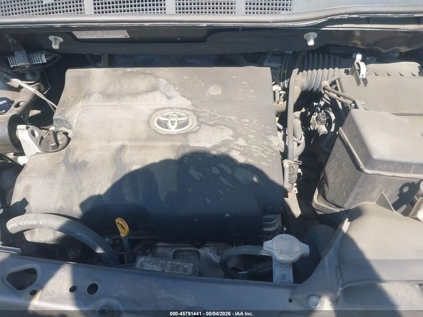 2012 TOYOTA SIENNA LE V6 8 PASSENGER