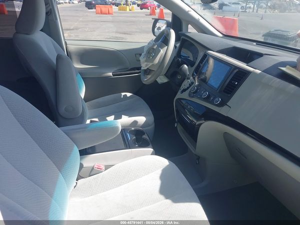 2012 TOYOTA SIENNA LE V6 8 PASSENGER