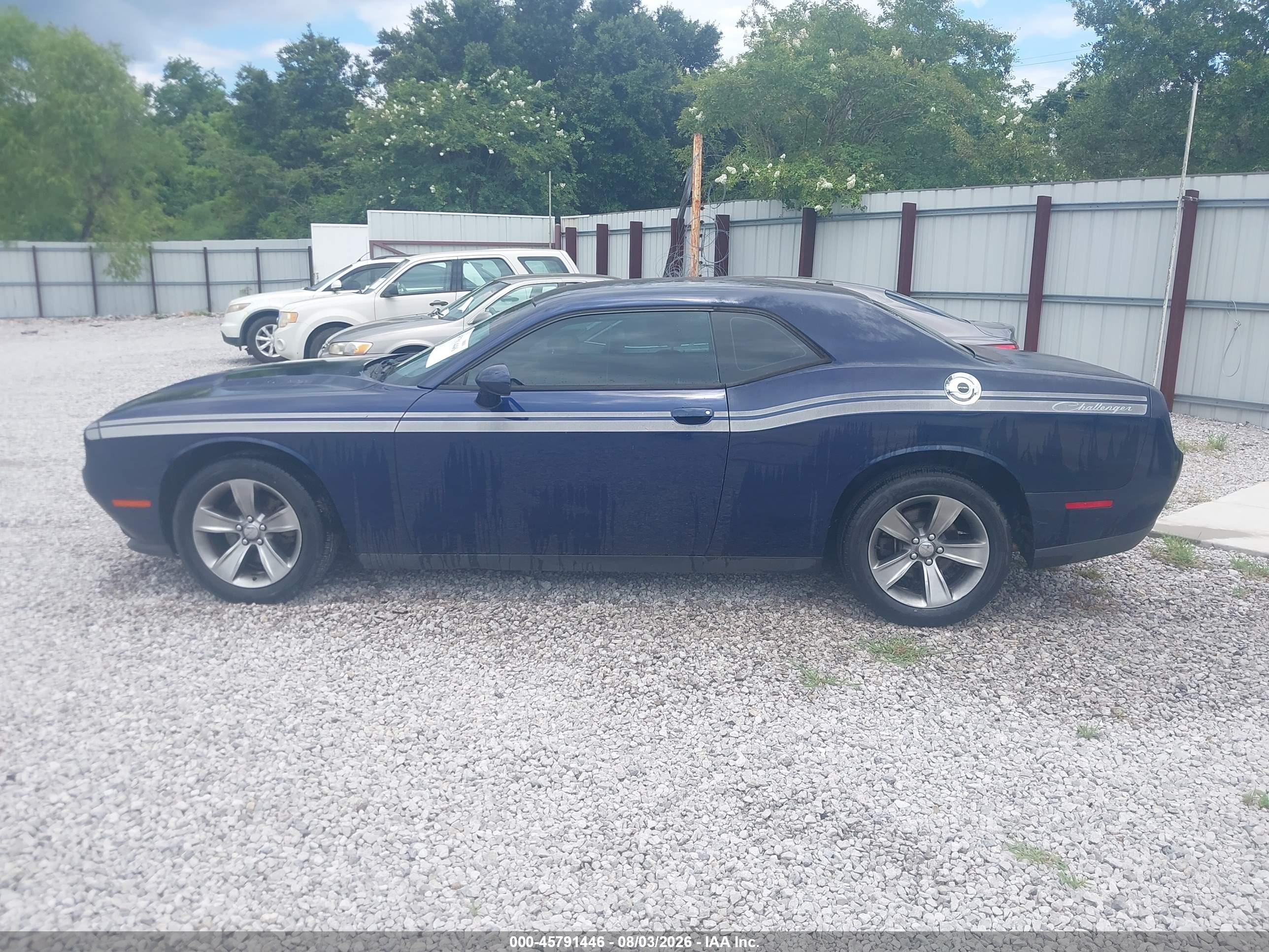 2015 DODGE CHALLENGER SXT