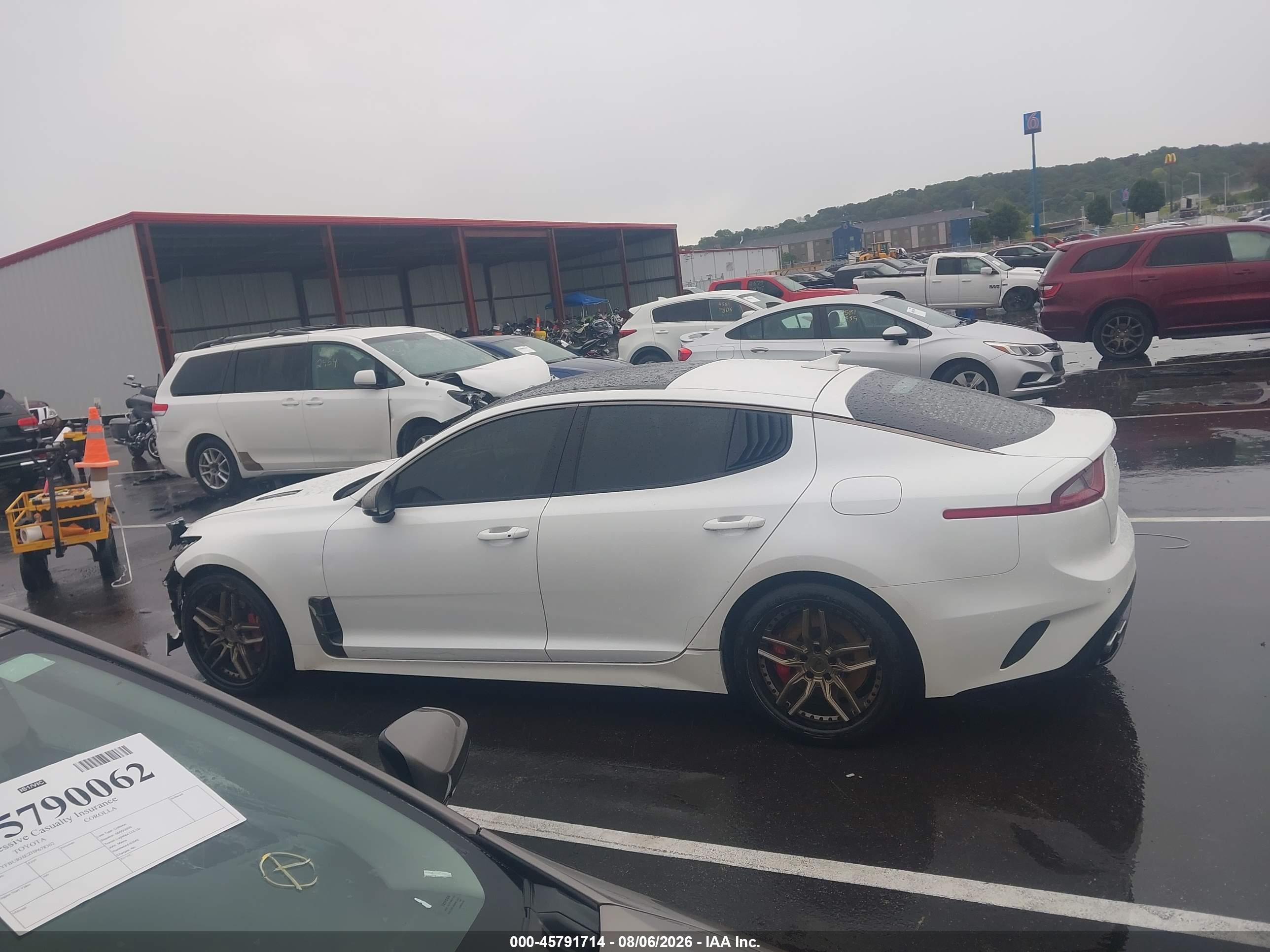 2018 KIA STINGER GT2