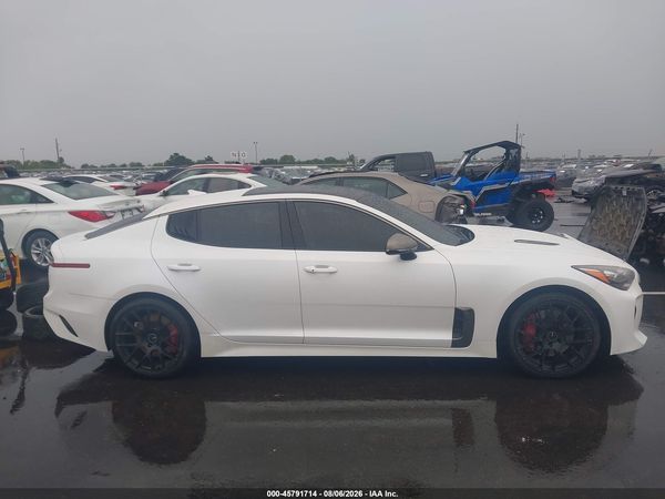 2018 KIA STINGER GT2