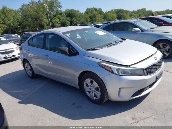 2017 KIA FORTE LX