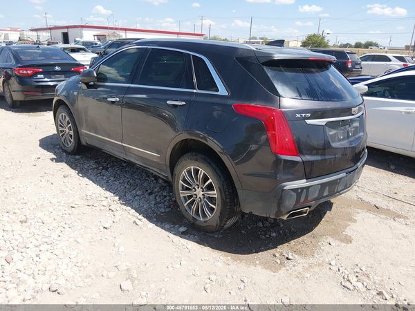 2017 CADILLAC XT5 LUXURY