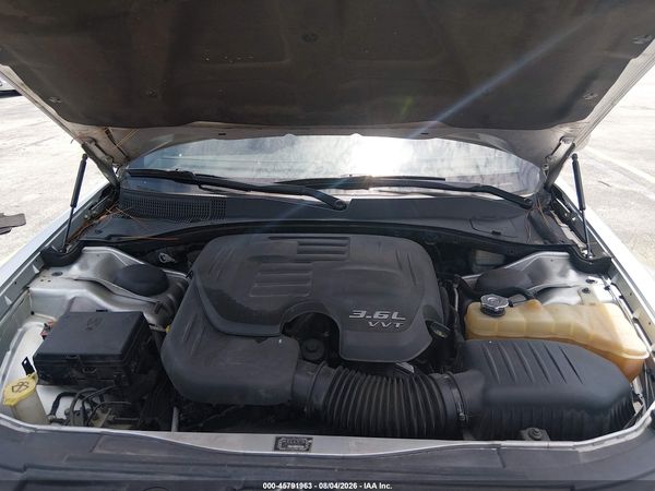 2012 CHRYSLER 300 Base/Limited