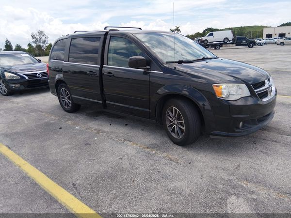 2017 DODGE GRAND CARAVAN SXT