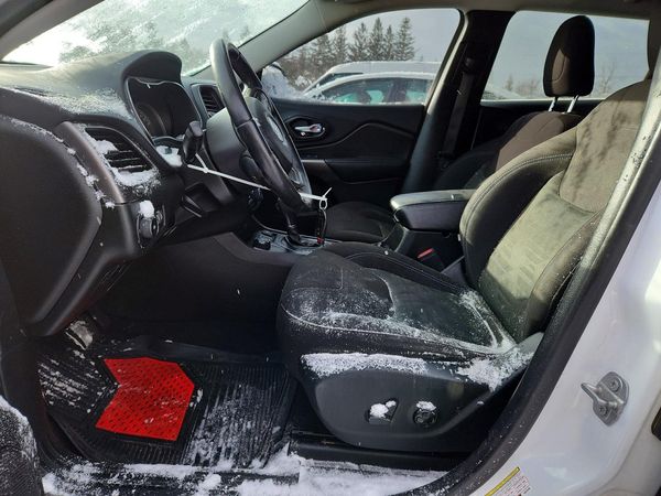2019 JEEP CHEROKEE