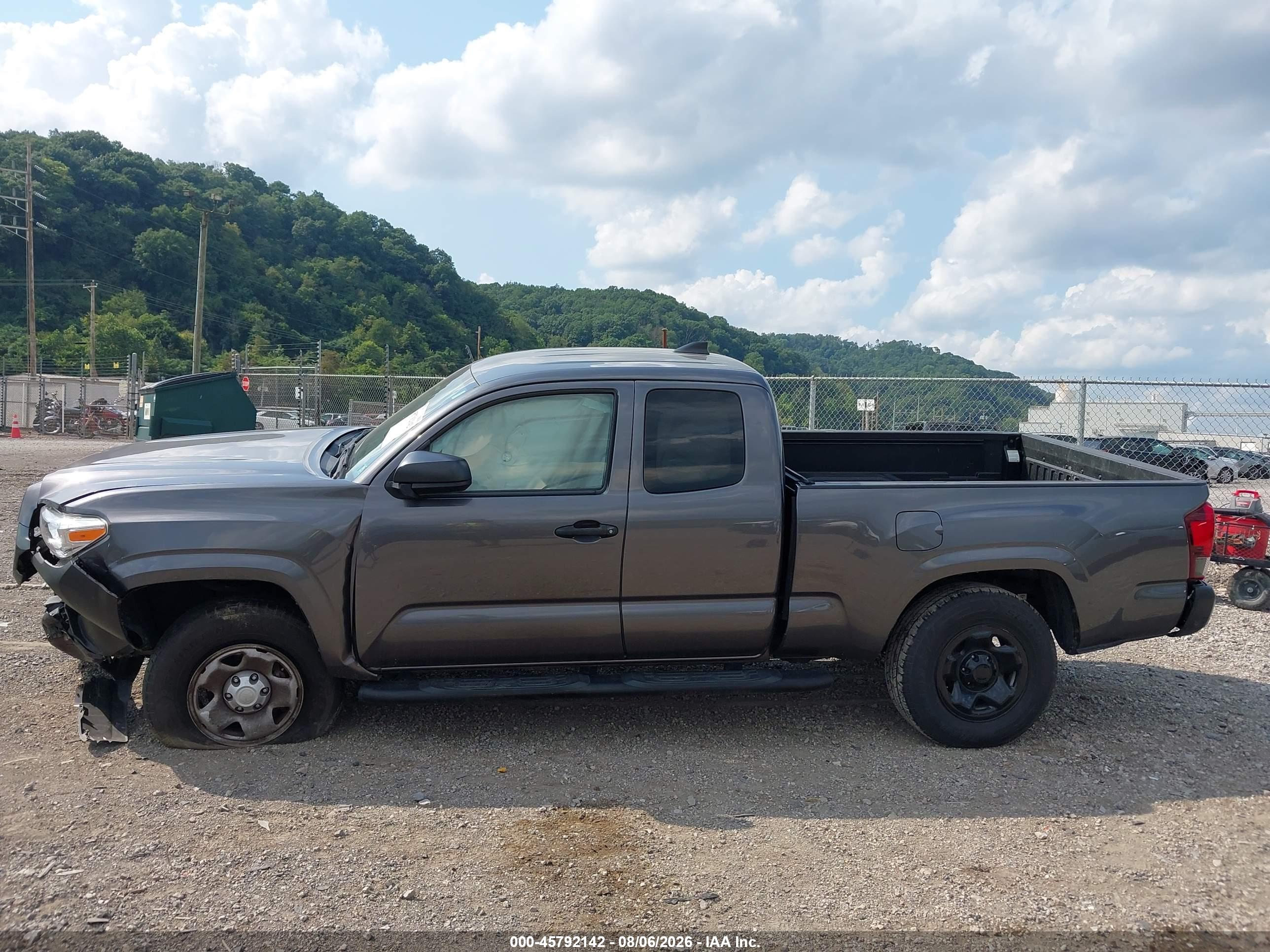 2019 TOYOTA TACOMA SR