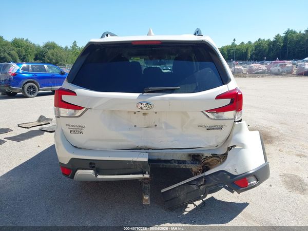 2019 SUBARU FORESTER TOURING — I119