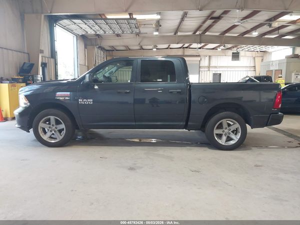 2018 RAM 1500 EXPRESS  4X4 5'7 BOX