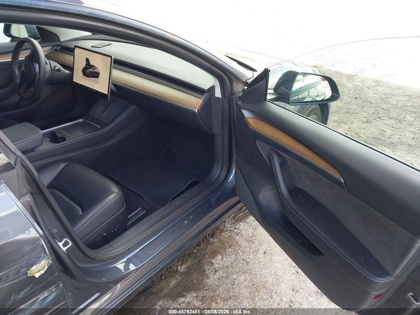 2022 TESLA MODEL 3
