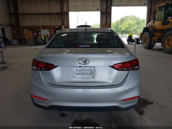 2022 HYUNDAI ACCENT SE